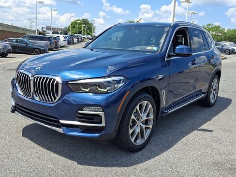 Used 2019 BMW X5 xDrive40i w/ Premium Package 2 AWD/4WD image 3