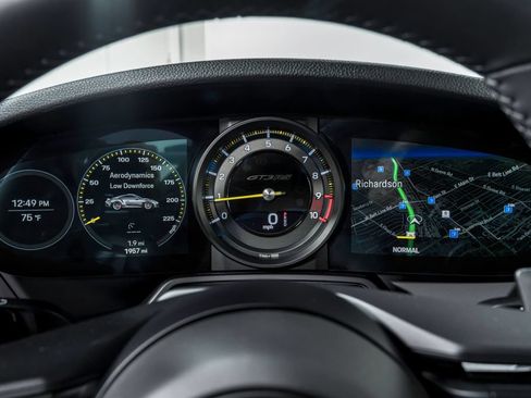 Used 2025 Porsche 911 GT3 RS RWD image 18