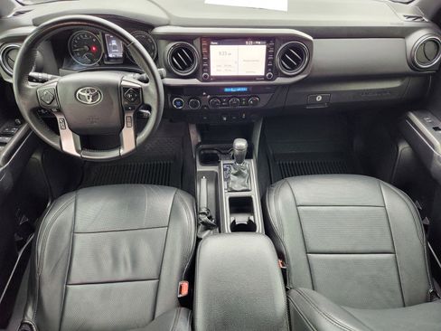 Used 2021 Toyota Tacoma TRD Off-Road AWD/4WD image 8