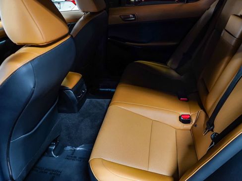 Used 2025 Lexus IS 300 F Sport RWD image 20