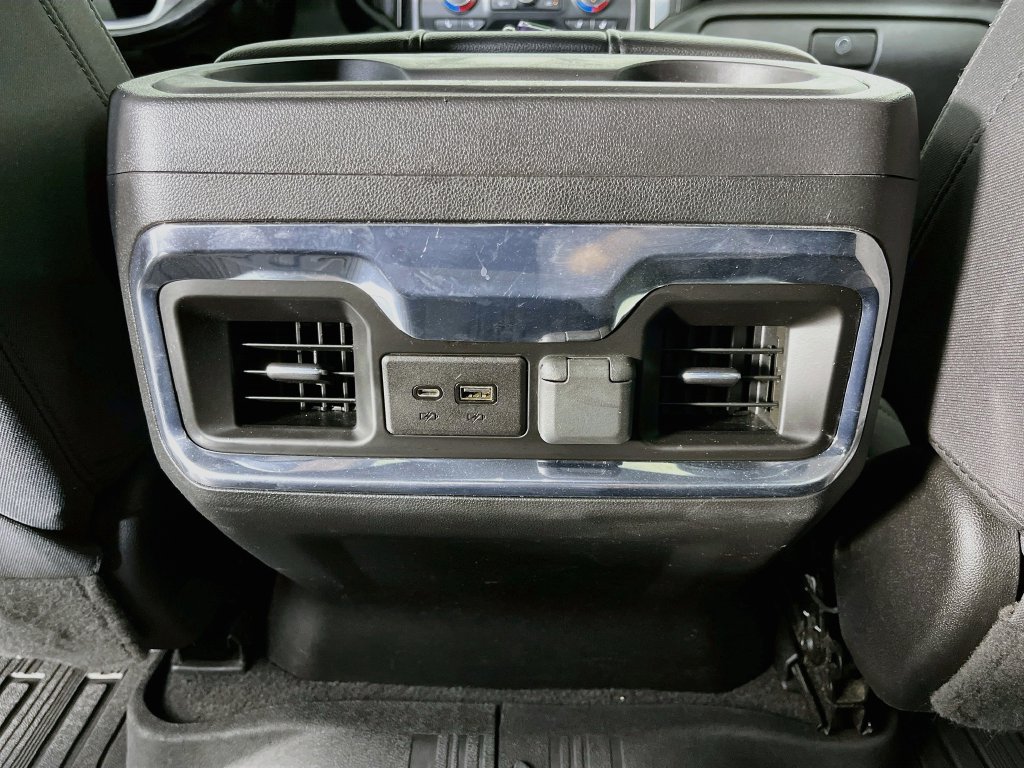 Used 2020 GMC Sierra 1500 Elevation w/ Elevation Value Package AWD/4WD image 32