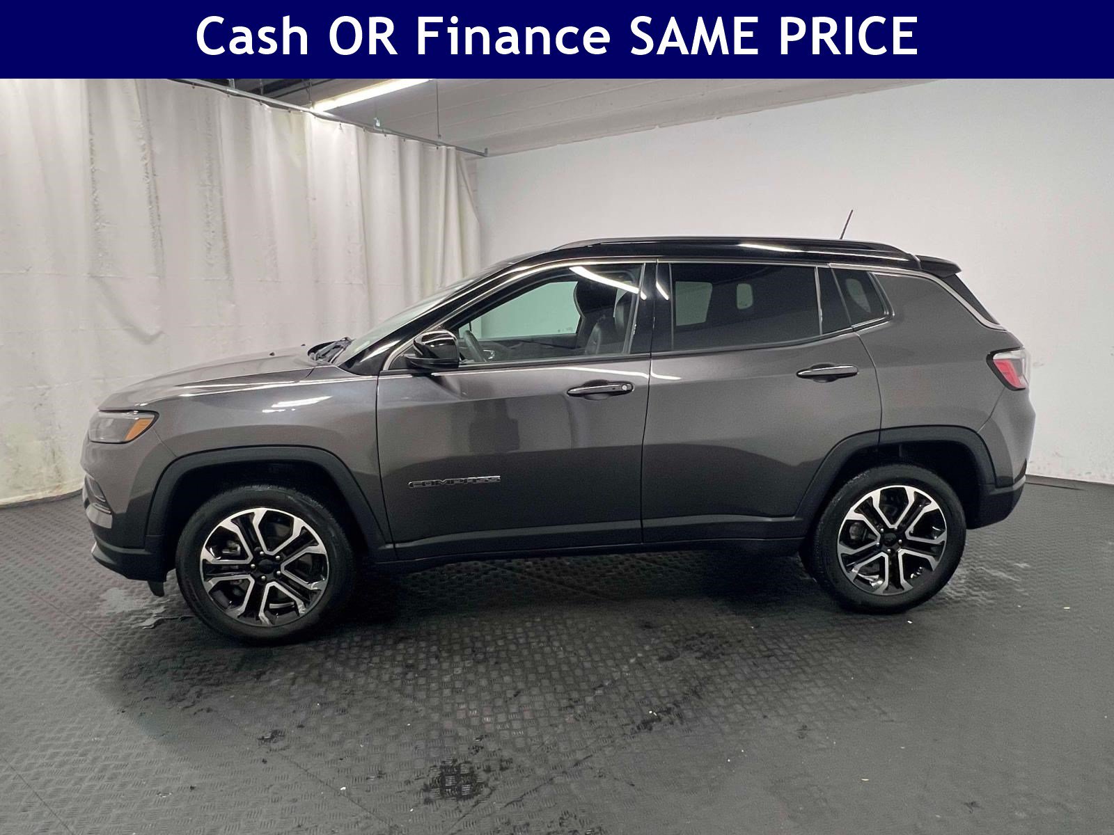 Certified 2023 Jeep Compass Limited AWD/4WD image 10