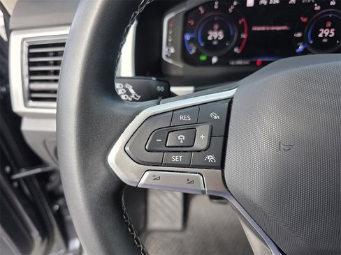 Used 2022 Volkswagen Atlas SEL image 22