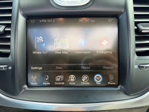 Used 2015 Chrysler 300 C w/ Light Group AWD/4WD image 22