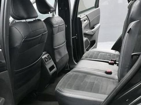 Used 2022 Mitsubishi Outlander SE AWD/4WD image 33