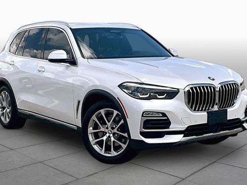 Used 2020 BMW X5 sDrive40i w/ Premium Package RWD image 2