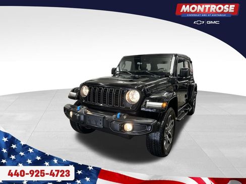 Used 2024 Jeep Wrangler Unlimited w/ Convenience Group AWD/4WD image 1