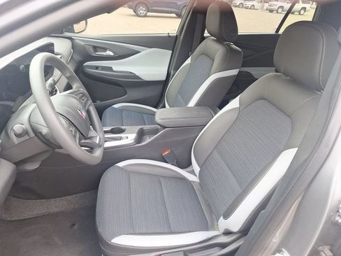 Used 2025 Buick Envista Preferred w/ Convenience II Package FWD image 9