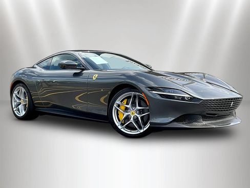 Used 2024 Ferrari Roma RWD image 3