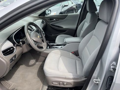 Used 2022 Chevrolet Malibu LS w/ Driver Confidence Package II image 10