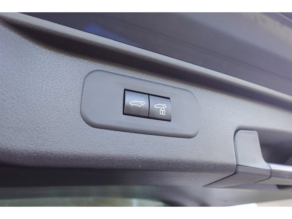 Certified 2025 Toyota Grand Highlander AWD image 31