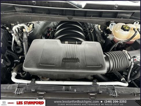 Used 2024 GMC Yukon XL SLT w/ SLT Premium Package image 12