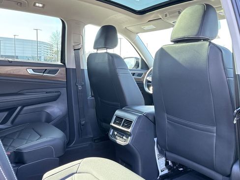 New 2026 Volkswagen Atlas SE image 20