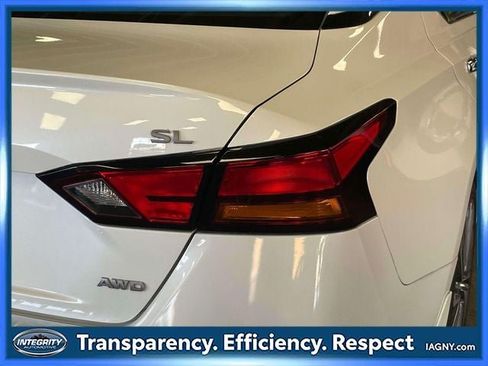 Certified 2023 Nissan Altima 2.5 SL AWD/4WD image 11