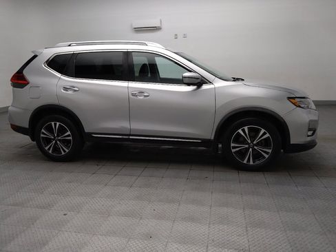 Used 2017 Nissan Rogue SL w/ SL Premium Package AWD/4WD image 11