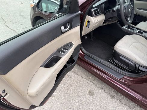 Used 2016 Kia Optima LX image 10