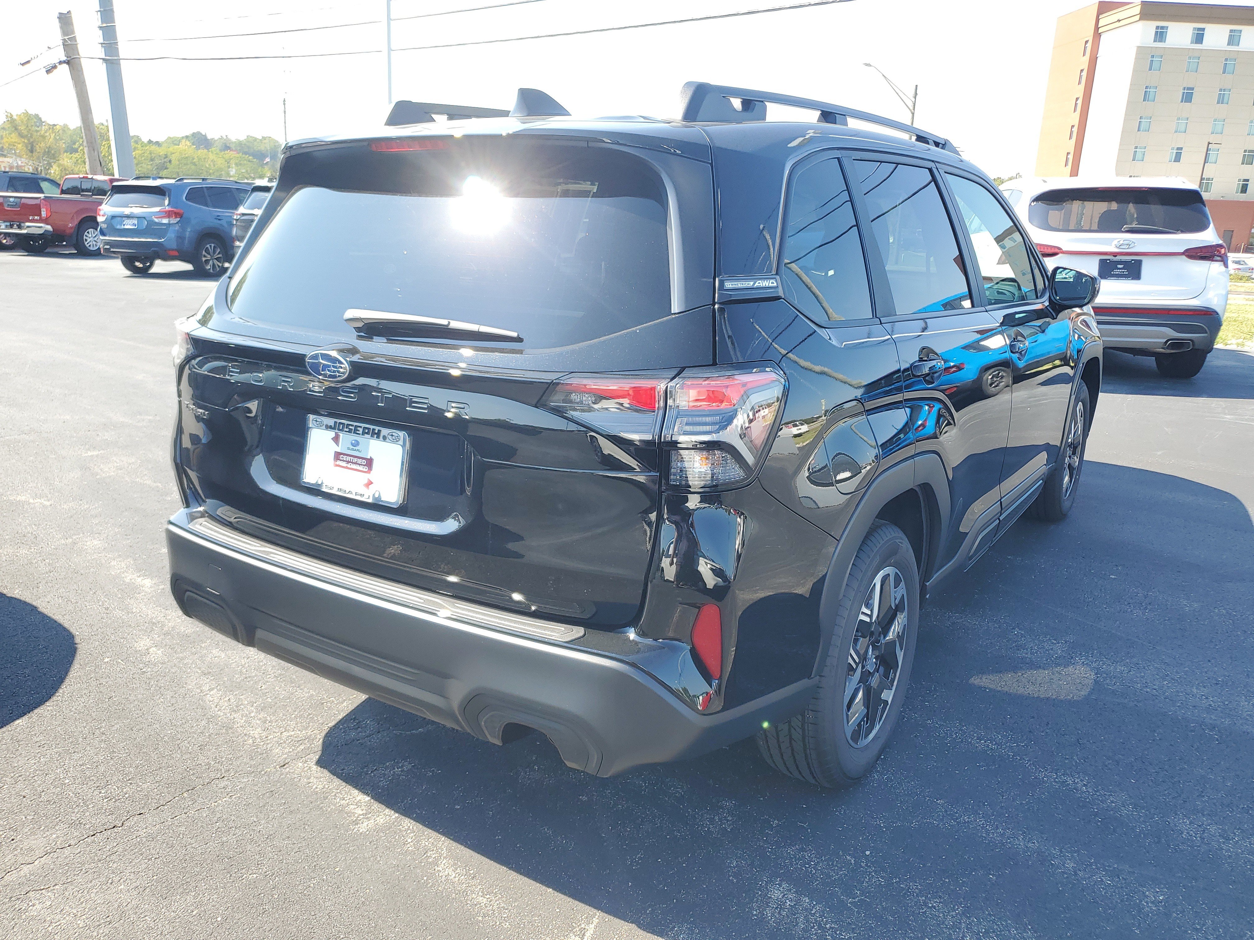 Certified 2026 Subaru Forester Premium w/ Base/Premium Plus Package AWD/4WD image 3