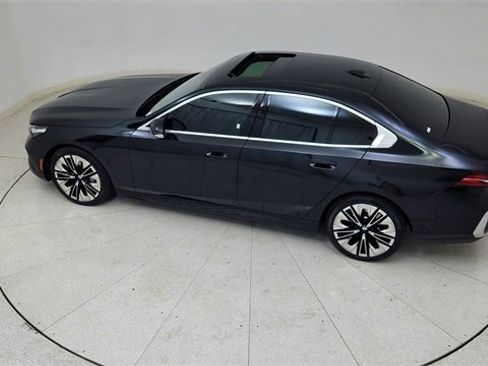 Used 2025 BMW 540i xDrive image 82