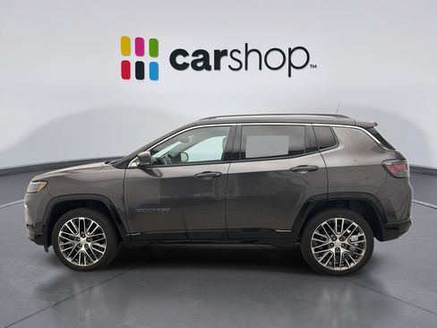 Used 2022 Jeep Compass Limited w/ Elite Group AWD/4WD image 2