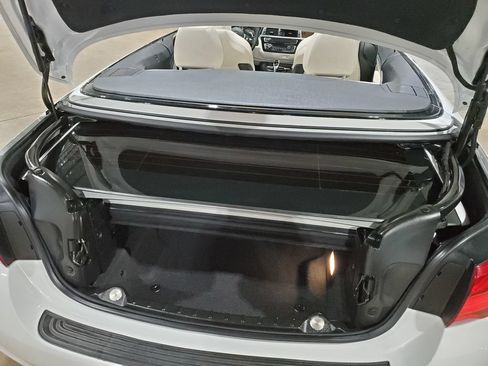Used 2019 BMW 440i Convertible RWD image 38