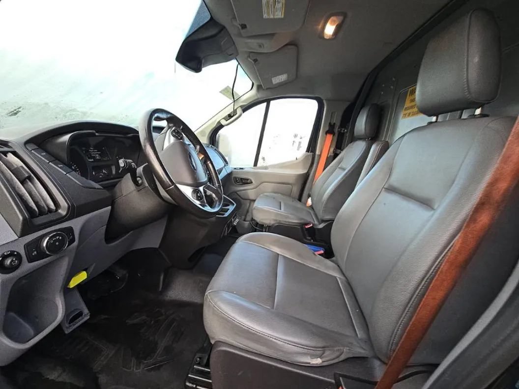 Used 2019 Ford Transit 150 130 Low Roof w/ Exterior Upgrade Package RWD image 6