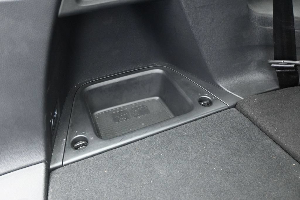 Used 2025 Honda Pilot EX-L image 14