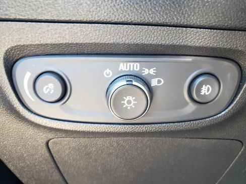 Used 2021 Buick Encore GX Select AWD/4WD image 26