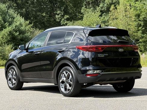 Used 2020 Kia Sportage EX AWD/4WD image 2