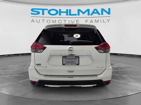 Used 2018 Nissan Rogue SL w/ Premium Package AWD/4WD image 6