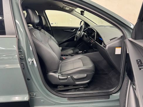 Used 2023 Kia Niro Wind w/ Wind Preserve Package FWD image 29