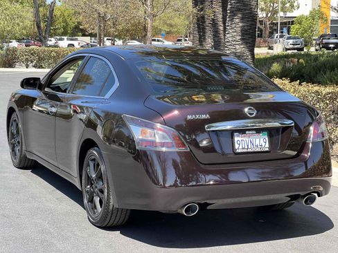 Used 2014 Nissan Maxima 3.5 S FWD image 2