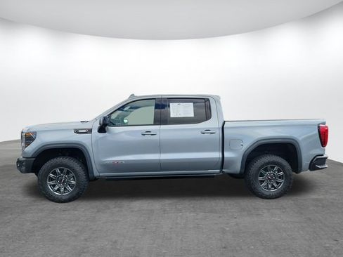Used 2025 GMC Sierra 1500 AT4X image 4