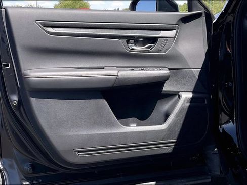Used 2025 Honda CR-V Sport-L image 18
