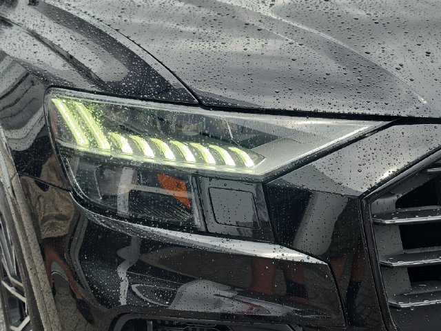 Used 2020 Audi Q8 Prestige AWD/4WD image 10