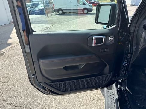 Used 2023 Jeep Wrangler Unlimited Rubicon 392 AWD/4WD image 9