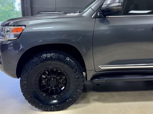 Used 2021 Toyota Land Cruiser AWD/4WD image 14