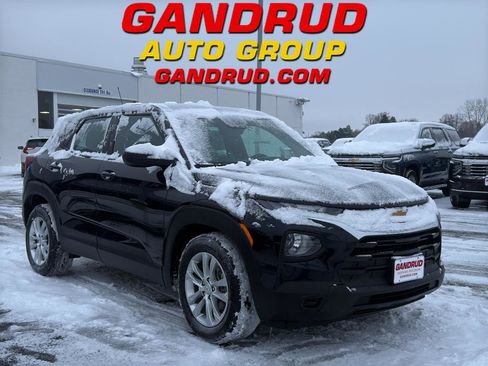 Used 2021 Chevrolet TrailBlazer LS image 1