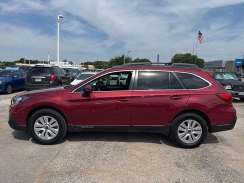 Used 2019 Subaru Outback 2.5i Premium AWD/4WD image 5
