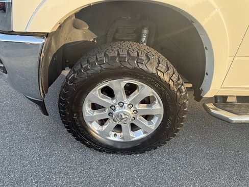 Used 2019 RAM 2500 Laramie image 11