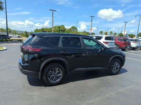 Certified 2025 Nissan Rogue S FWD image 5