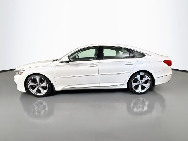 Used 2020 Honda Accord Touring image 6