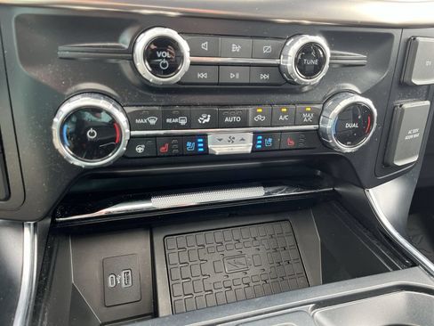 Used 2023 Ford F150 Raptor AWD/4WD image 19