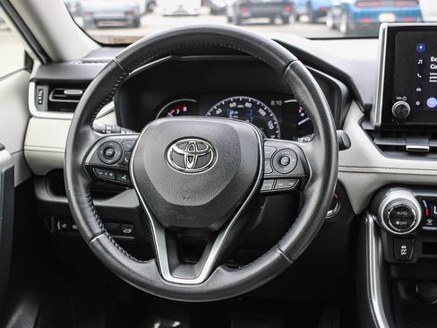 Used 2023 Toyota RAV4 XLE Premium FWD image 15