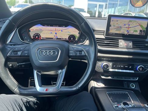 Used 2018 Audi SQ5 Premium Plus w/ S Sport Package AWD/4WD image 11