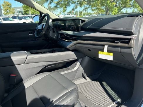 New 2025 Nissan Murano SV AWD/4WD image 25