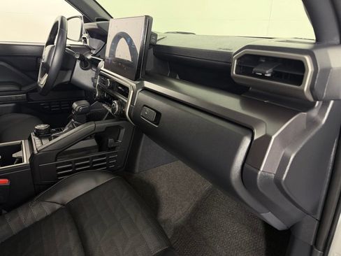 Used 2025 Toyota 4Runner TRD Off-Road Premium w/ Tow Technology Package AWD/4WD image 30