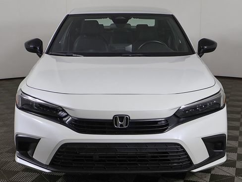 Used 2023 Honda Civic Sport image 8