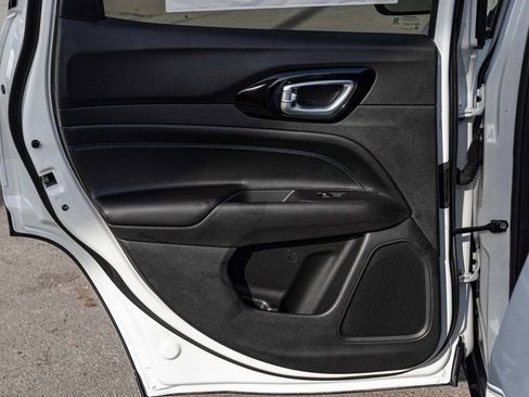 New 2026 Jeep Compass Latitude AWD/4WD image 14