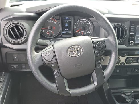 Certified 2022 Toyota Tacoma SR AWD/4WD image 12