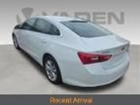 Used 2023 Chevrolet Malibu LT w/ Driver Confidence Package FWD image 2